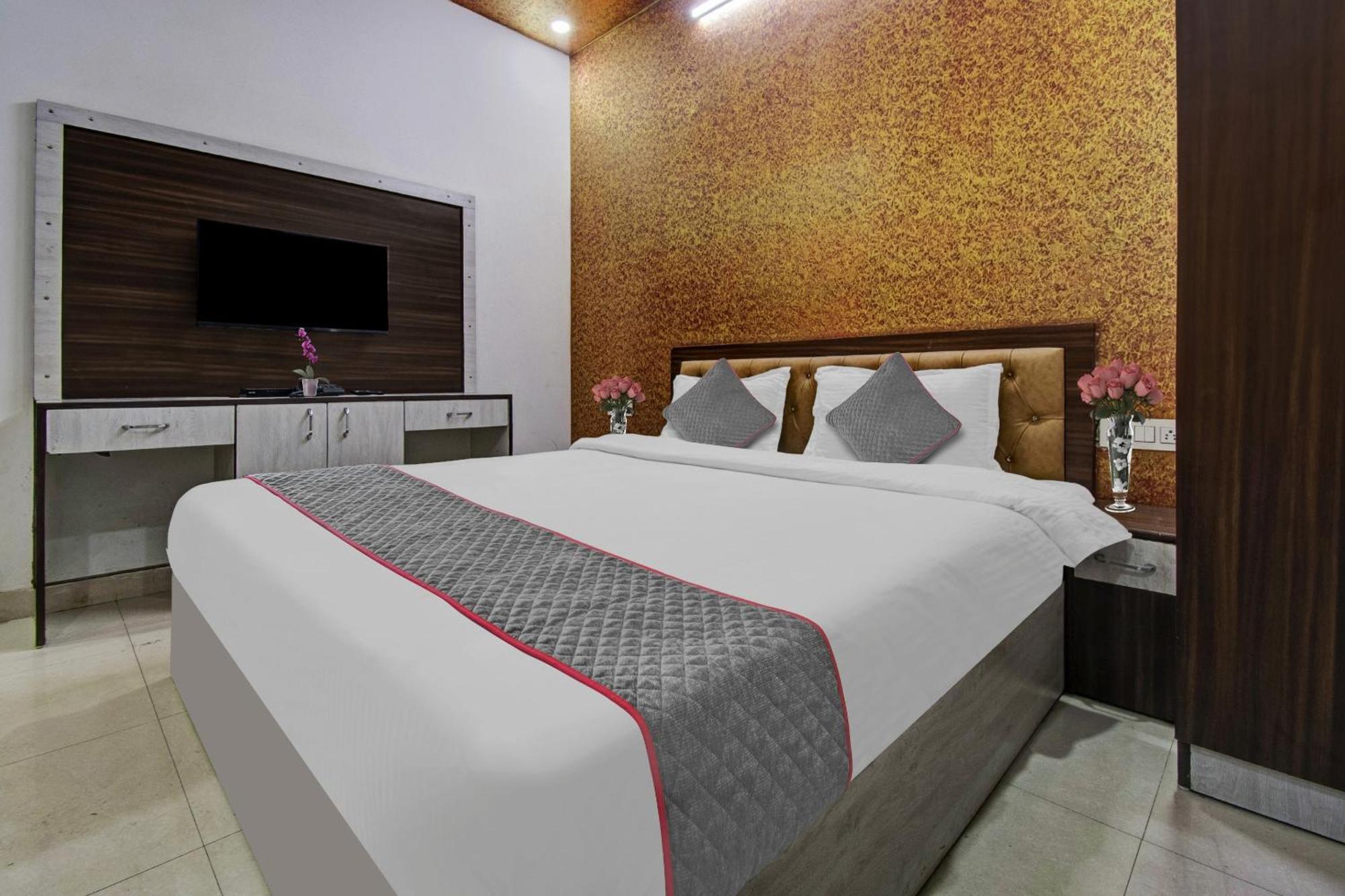 Hotel Townhouse The Lotus Jaipur